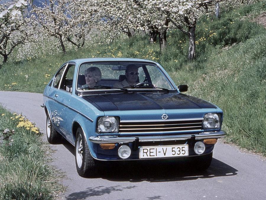  Opel Kadett Coupe 1973 года  (фото 6 из 11)